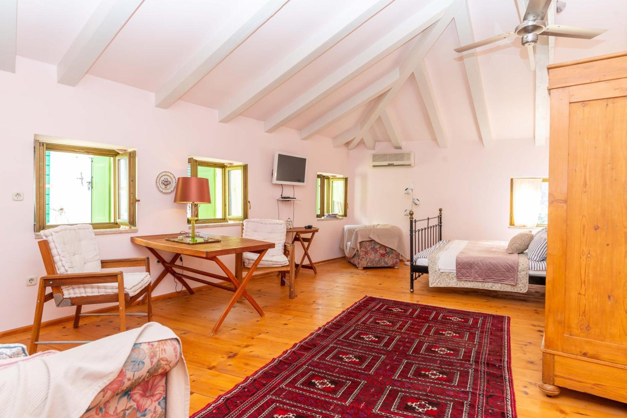 Dei Fiori Apartments *