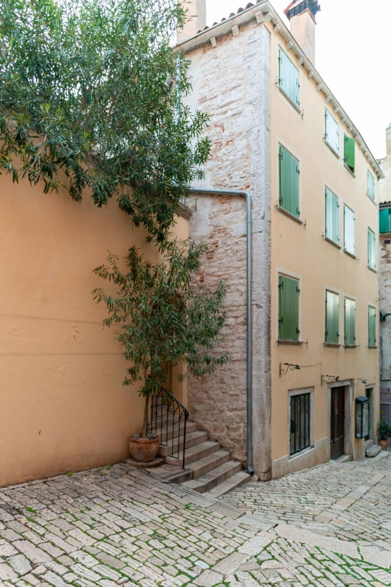 Dei Fiori Apartments Apartman *